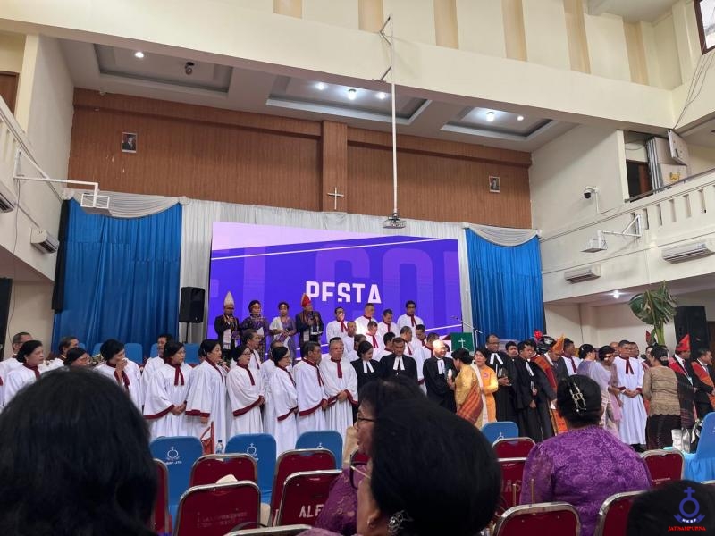 Puncak Pesta Gotilon HKBP Jatisampurna 2024 Berlangsung Meriah dan Penuh Sukacita